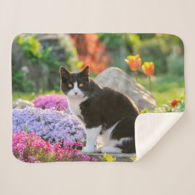 Cute Black White Cat in a Colourful Flowery Garden Sherpa Blanket (Front (Horizontal))