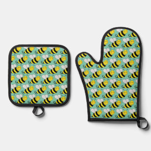 Cute Bumble Bee Pattern Oven Mitt & Pot Holder Set