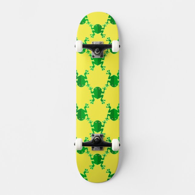 Cute Cartoon Frogs Skateboard (Front)