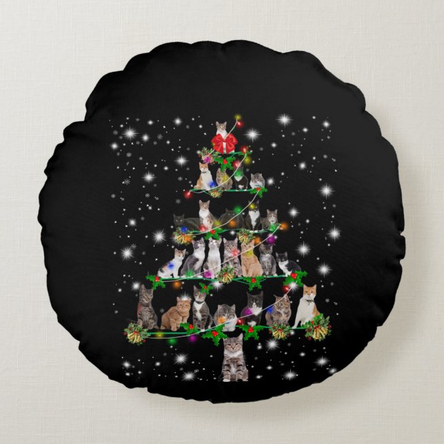 Cute Cat Christmas Tree Covered By Flashlight Round Cushion (Front)