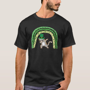 Cute cat dabbing St Patrick s day rainbow T-Shirt