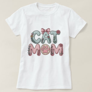 Cute Cat Mum Graphic T-Shirt