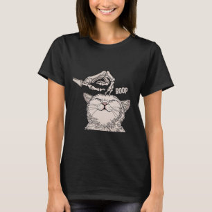 Cute Cat Skeleton Hand Boop Halloween Pet Women Gi T-Shirt