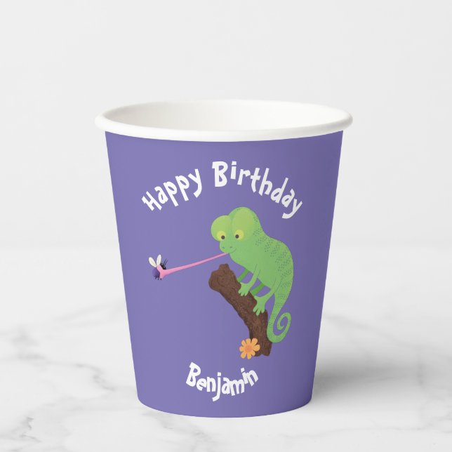 Cute chameleon catching a bug cartoon paper cups (Front)