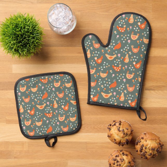 Cute Chickens Hens Colourful Bird Pattern Oven Mitt & Pot Holder Set (Top Down)