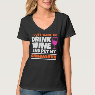 Cute Chihuahua Wine Mom T-Shirt