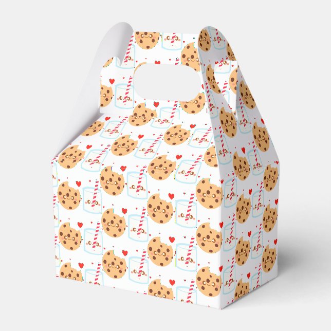 Cute Chocolate Chip Cookie And Glass Of Milk Favour Box (Front Side)