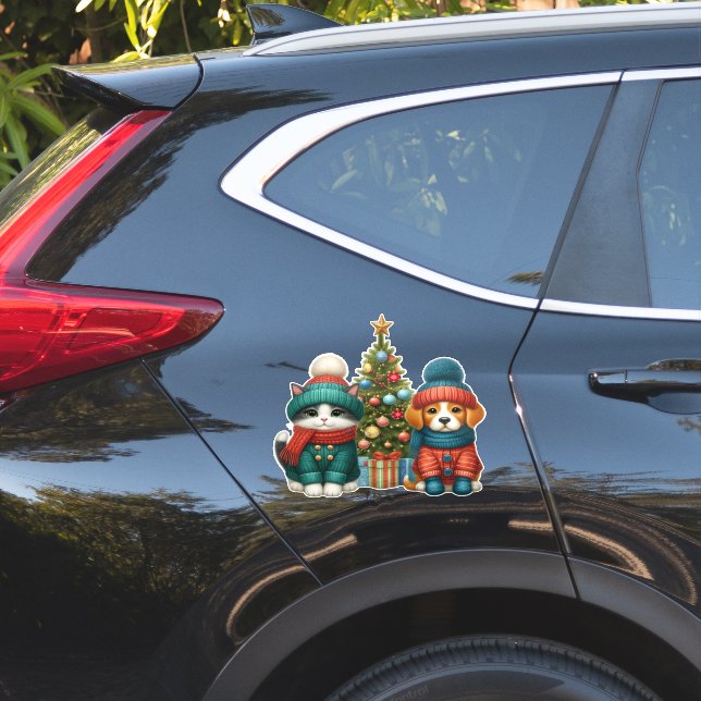 Cute Christmas puppy & kitten (Car Side)
