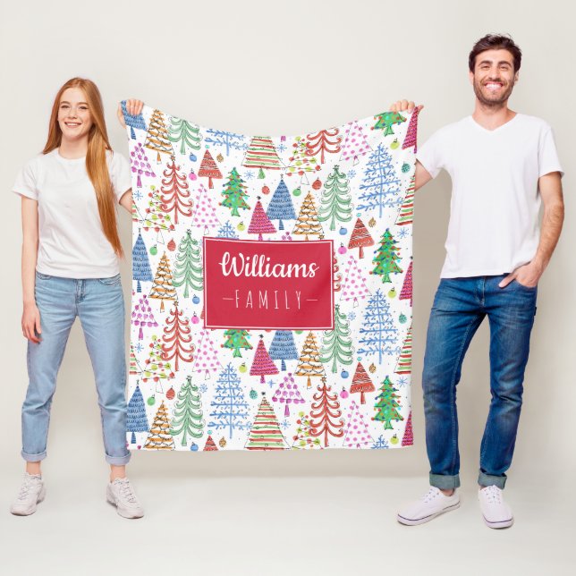Cute Christmas Tree Pattern with Family Name Fleece Blanket (In Situ)