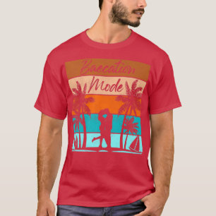 Cute Couples Trip Vintage Retro Summer Baecation M T-Shirt