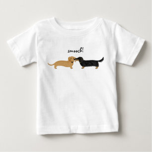 Cute Dachshunds Smooch Wiener Dogs Love Baby T-Shirt