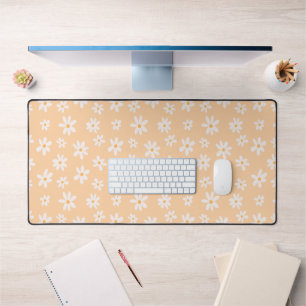 Cute Daisy Flower Pattern Desk Mat