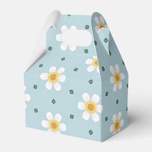 Cute Daisy Flower Pattern on Soft Blue Background Favour Box (Front Side)