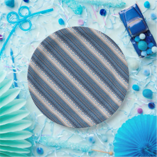 Cute decorative ukrainian pattern design paper plate