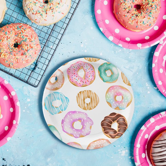 Cute desert sweet doughnuts illustration pattern paper plate (Cute desert sweet donuts illustration pattern paper plates)