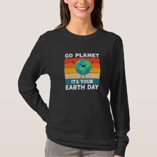 Cute Earth Day Nature Planet 2022  2 T-Shirt