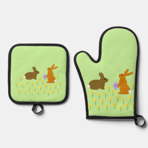 Cute Easter Bunnies and Daffodils Oven Mitt & Pot Holder Set