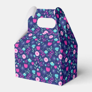 Cute floral pattern background favour box