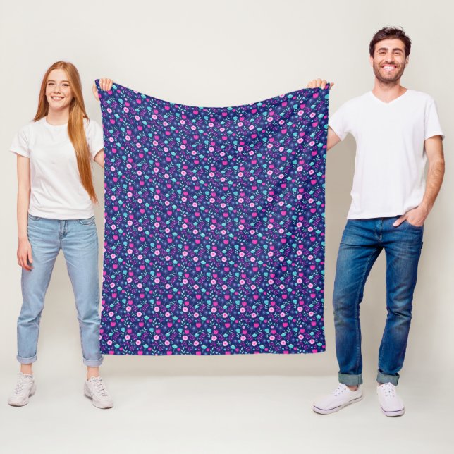 Cute floral pattern background fleece blanket (In Situ)