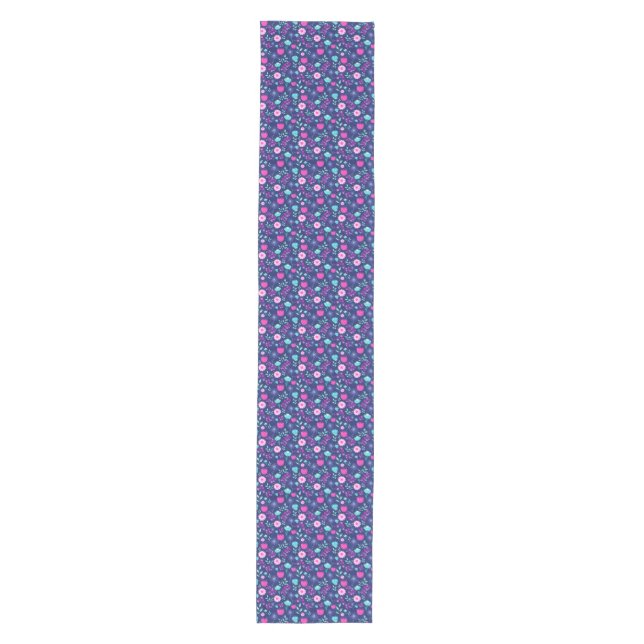 Cute floral pattern background medium table runner (Front)