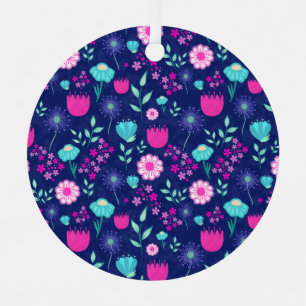 Cute floral pattern background metal tree decoration