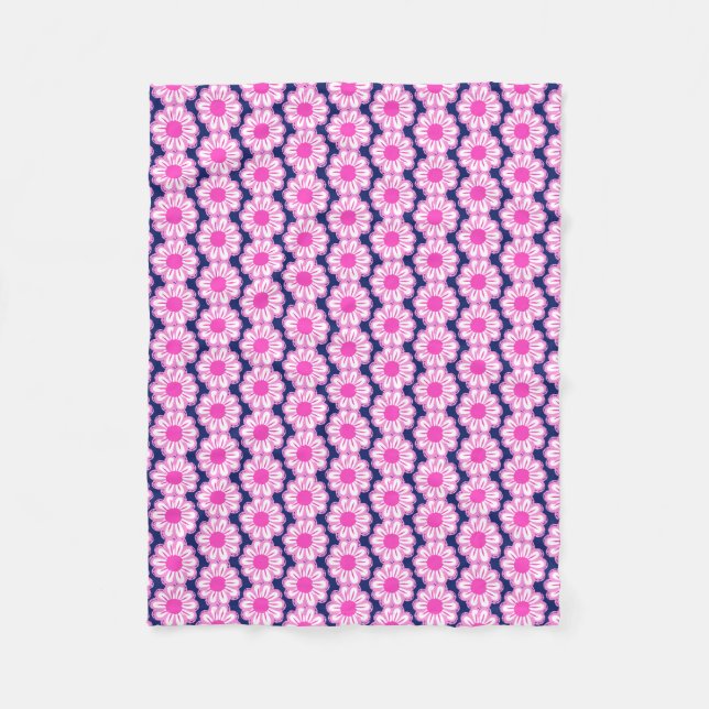 Cute Floral Pattern Fleece Blanket (Front)
