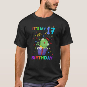 Cute Frog 17th Birthday  Frogs Animal  Graphic T-Shirt