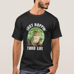 Cute Frog Design For Toad Lover T-Shirt