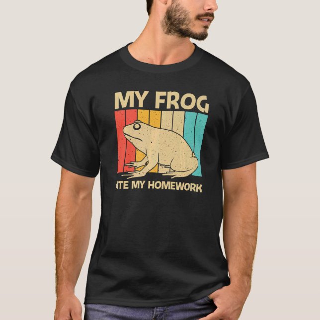 Cute Frog For Kids Boys Toad Catcher Pet Animal T-Shirt (Front)