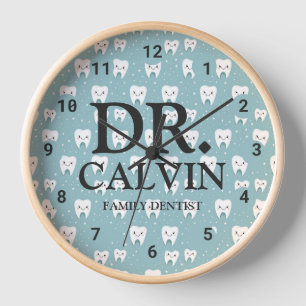 Cute Fun Green Tooth Dentist Pattern Clock