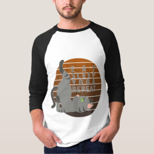 Cute funny cat doing yoga. funny yoga design T-Shirt