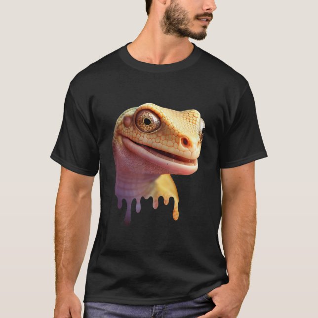Cute Gecko  Wildlife Lizard T-Shirt (Front)