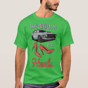 Cute Gender Reveal Funny Wheels or Heels Graphic T T-Shirt