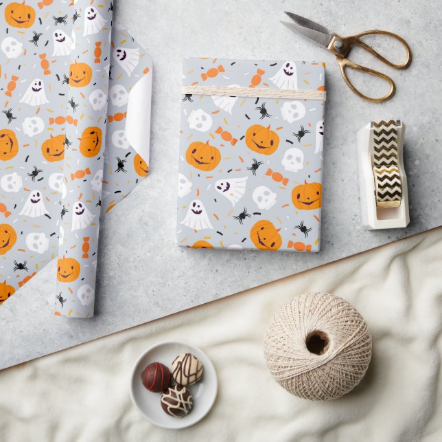 Cute Ghost and Pumpkin Halloween Wrapping Paper (Crafts)