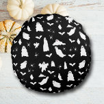 Cute Ghost, Bats & Spiders Halloween Pattern Round Cushion<br><div class="desc">A cute black and white ghost,  bats and spiders pattern. A perfect design for anyone who loves cute illustrations of ghosts,  bats,  spiders and Halloween themed art. An ideal ghost pattern design for Halloween parties,  October Birthday parties,  Halloween home décor and gifts.</div>