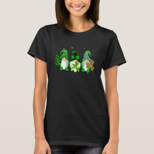 Cute Gnomes Holding Shamrock Leopard Plaid St Patr T-Shirt