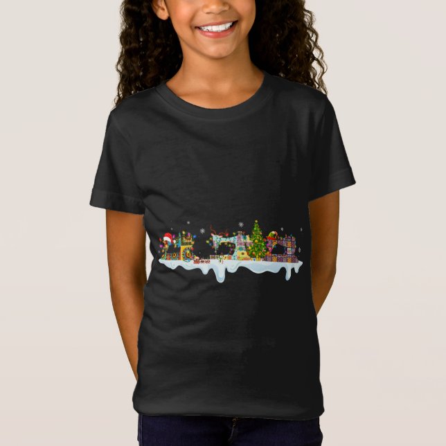 Cute Gnomes Sewing Machines Christmas Tree Sewing  T-Shirt (Front)
