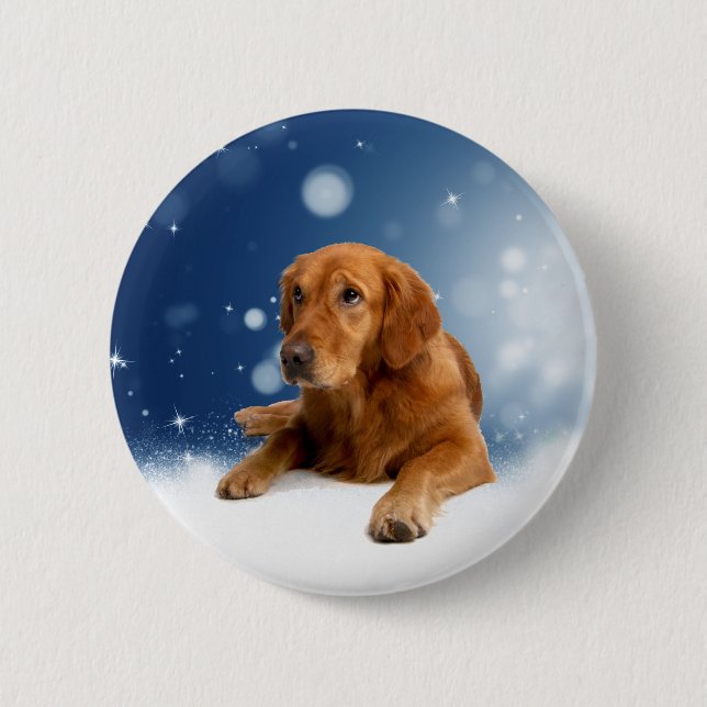Cute Golden Retriever Dog Sitting in Snow Stars 6 Cm Round Badge (Front)