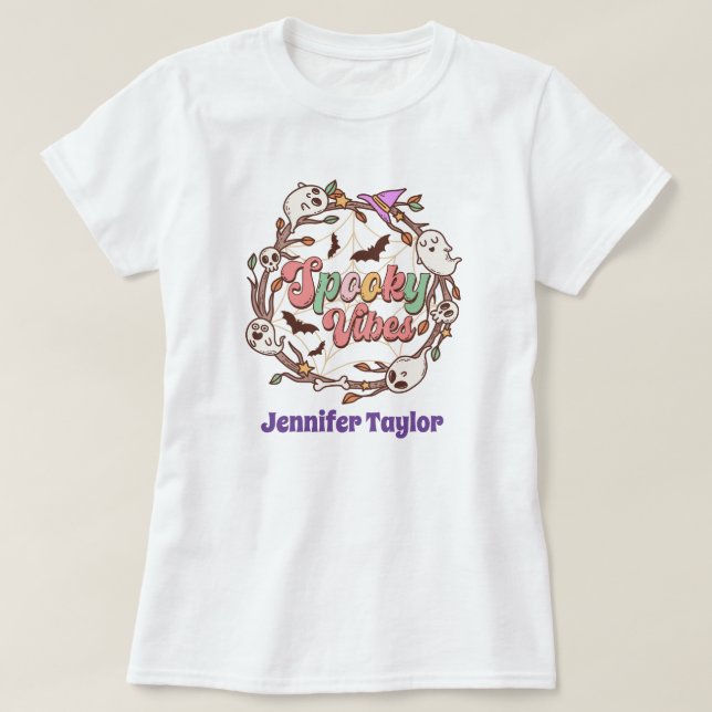 Cute Groovy Ghost, spooky vibes, halloween T-Shirt (Design Front)