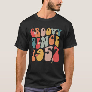Cute Groovy Since 1957 Colorful Flowers Style 65t T-Shirt