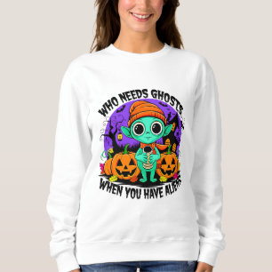 Cute Halloween Alien Design for Spooky Fun! Sweatshirt