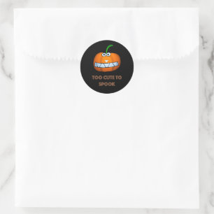 cute Halloween pumpkin with funny face Classic Round Sticker