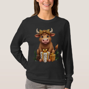 Cute Highland Cow Christmas Santa Highland Cow Lov T-Shirt
