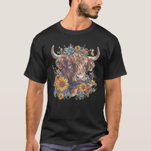 Cute Highland Cow With Sunflowers Funny Calf Anima T-Shirt