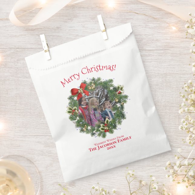 Cute Holiday Wreath Photo Frame Merry Christmas Favour Bags (Clipped)