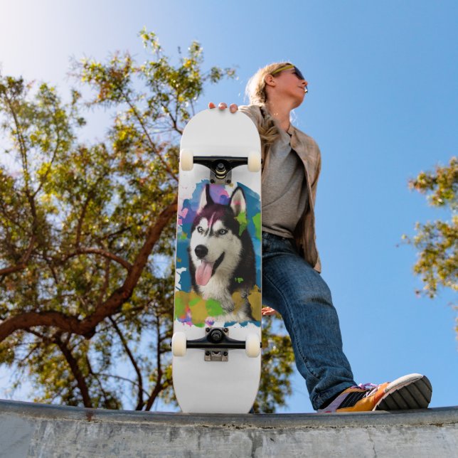 Cute Husky.  Skateboard (Outdoor 1)
