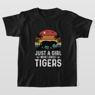 Cute just girl loves tigers  T-Shirt