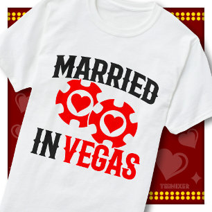 Cute Just Married Vegas Casino Chips Love Couple T-Shirt
