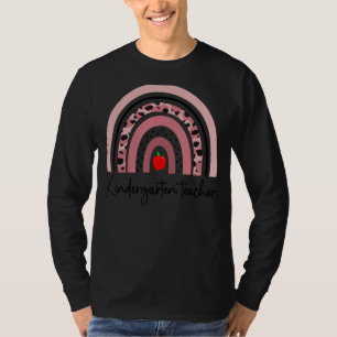 Cute Kindergarten Teacher With Rainbow Men Women T T-Shirt