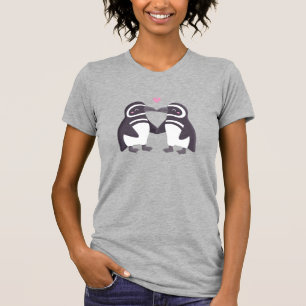 Cute Kissing Penguin Couple Holding Hands T-Shirt